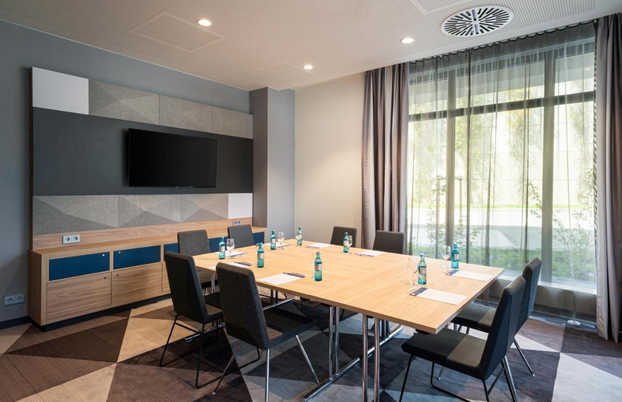 Holiday Inn Express - Rosenheim By Ihg Exterior foto